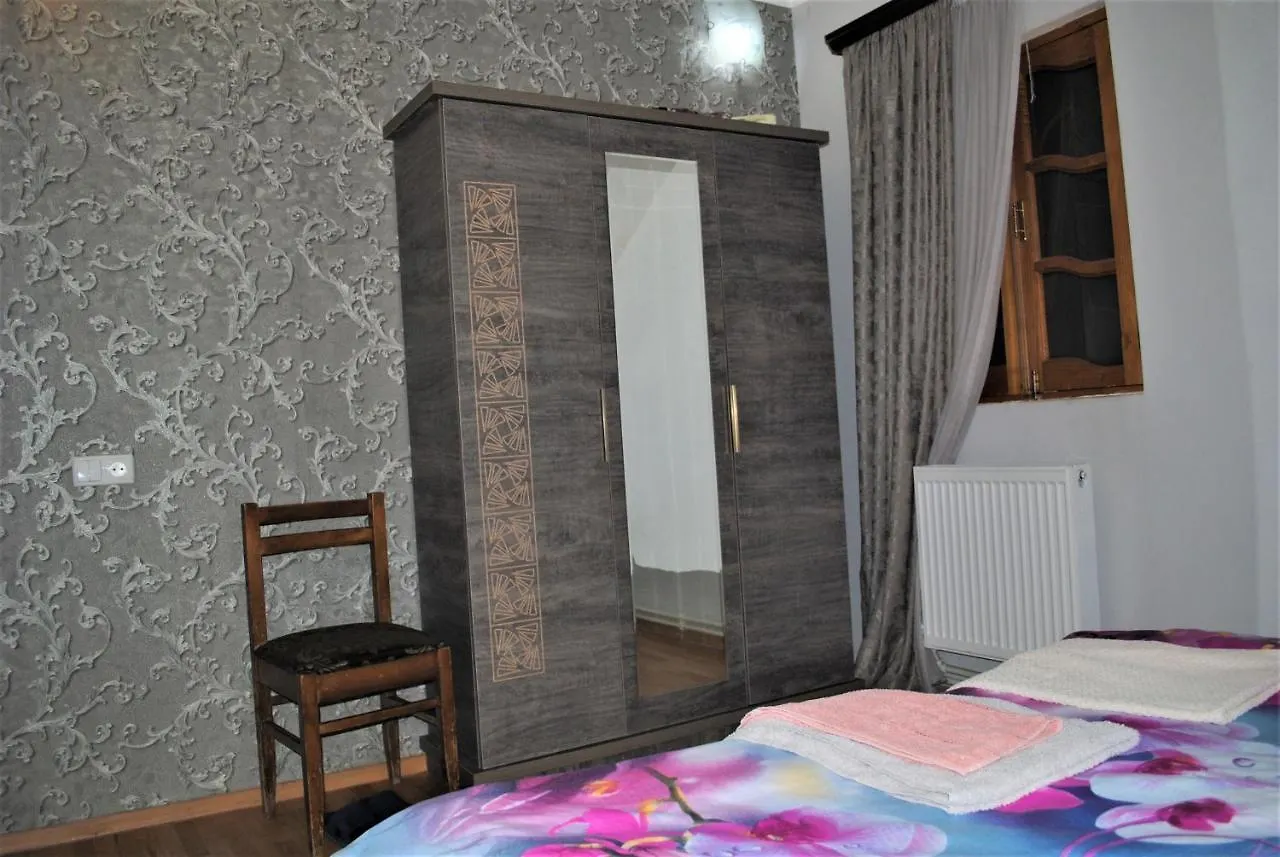 Family Guesthouse - Macharashvili Tbilisi Gæstehus
