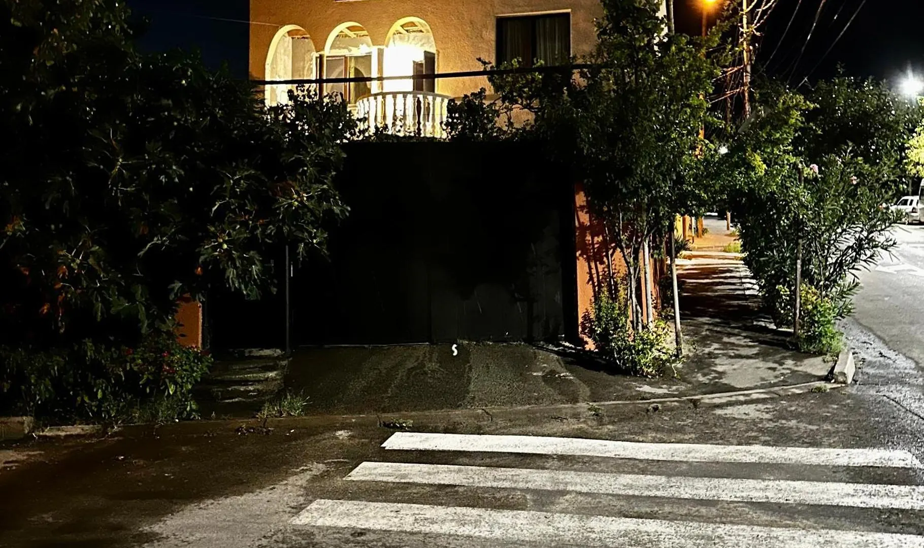 Family Guesthouse - Macharashvili Tbilisi 0*,  Georgien